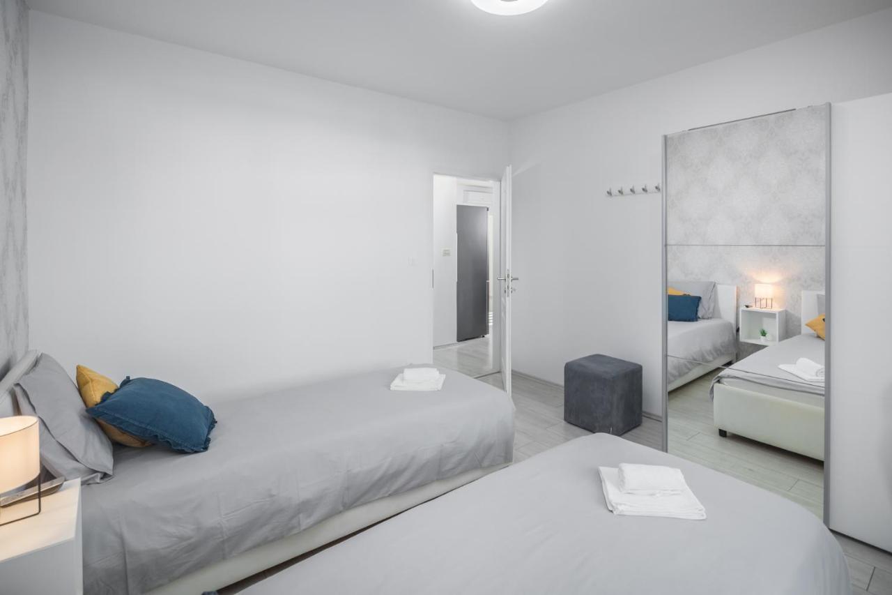 Apartment Sea Pearl Poreč Extérieur photo